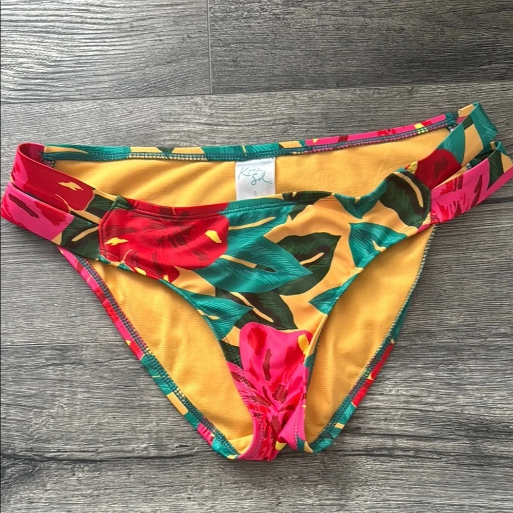 Kona Sol Red Floral Hipster Bikini Bottoms size small